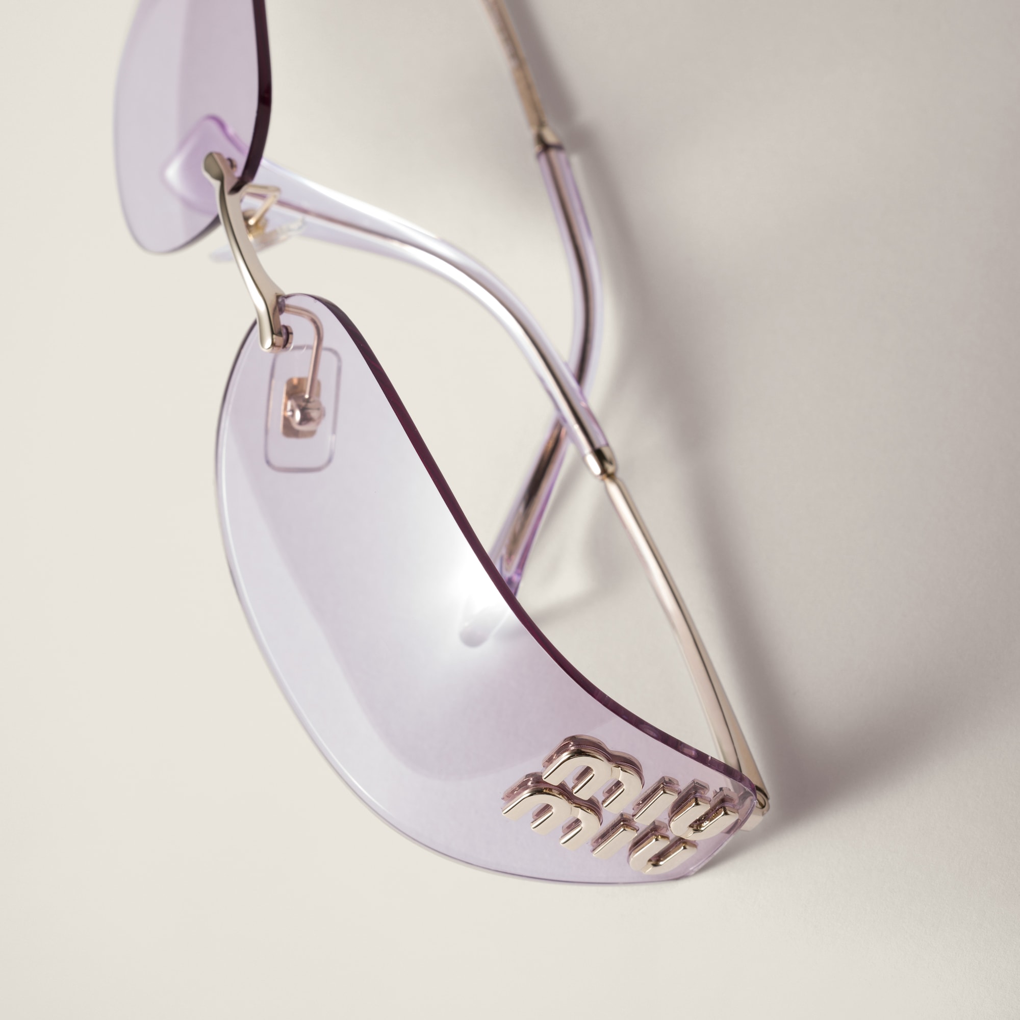 Miu Miu Logo sunglasses - Image 5